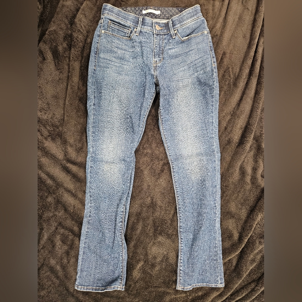 Levi Straight Jeans Size 4